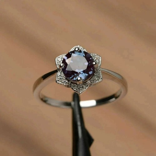 Round alexandrite - 2.20,
