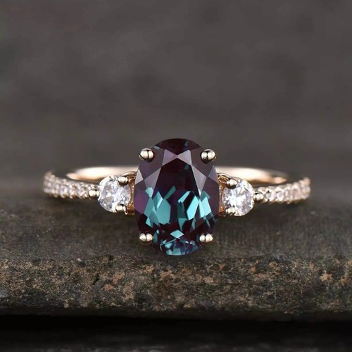 Oval cut alexandrite - ct,