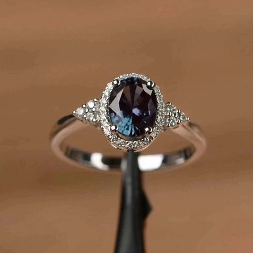 Oval cut alexandrite - ct,