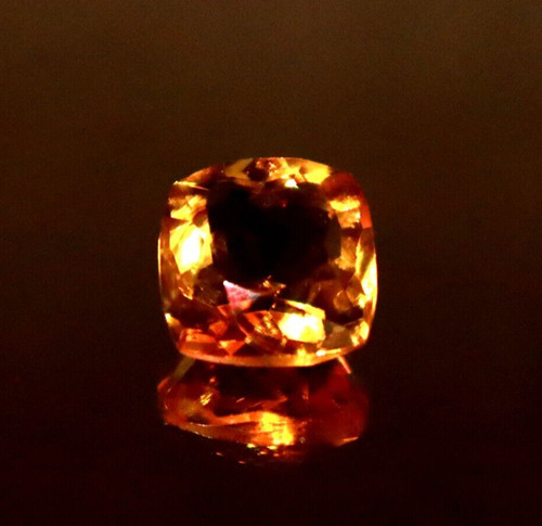 Cushion cut natural - cut,