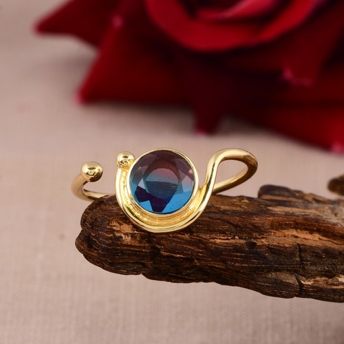 Dainty alexandrite ring - dainty,