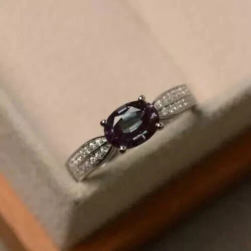 Oval cut alexandrite - oval,