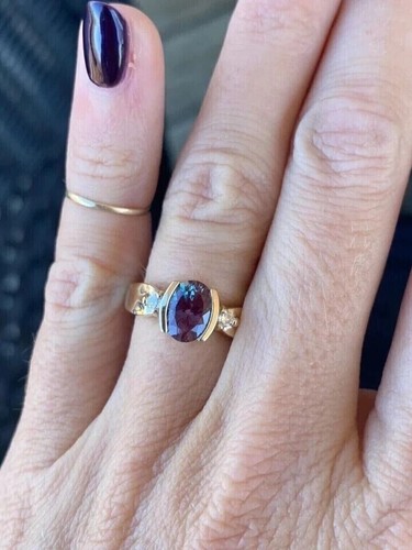 Oval cut alexandrite - ct,